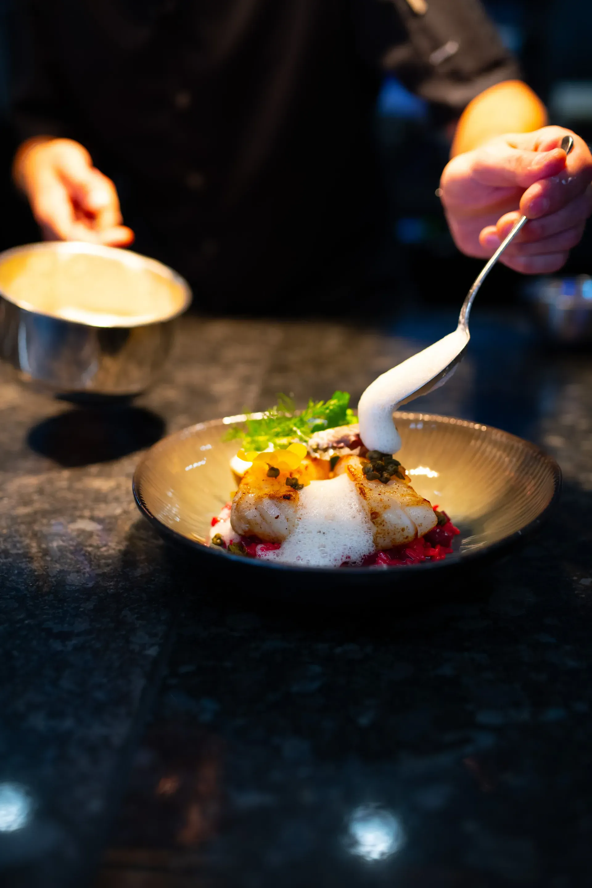 Frischer Fisch mit Gemüsebeilage